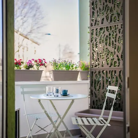 Daire Comfort & Design Minutes Away From The Centre *
