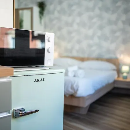 Comfort & Design Minutes Away From The Centre Daire Milano