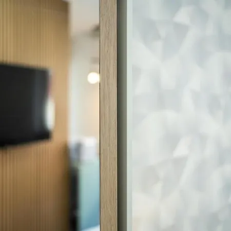 Comfort & Design Minutes Away From The Centre Daire